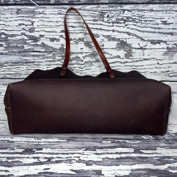 Holy Cow Leather Goods - Full Grain Medium Leather ‘Jenny’ Tote - Brown - Picture 6 of 15